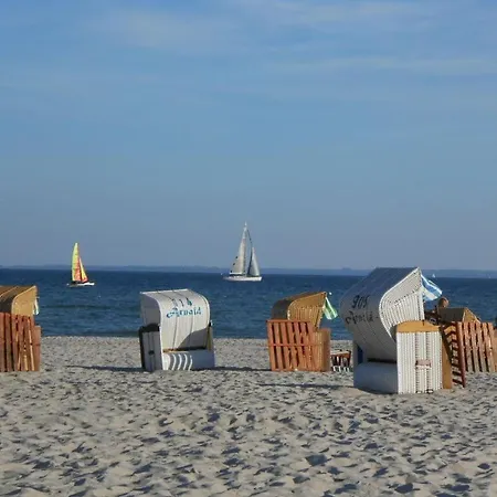 Дом отдыха Seaview The House By The Sea